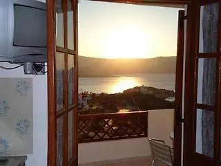 Albatros Hotel 3*
